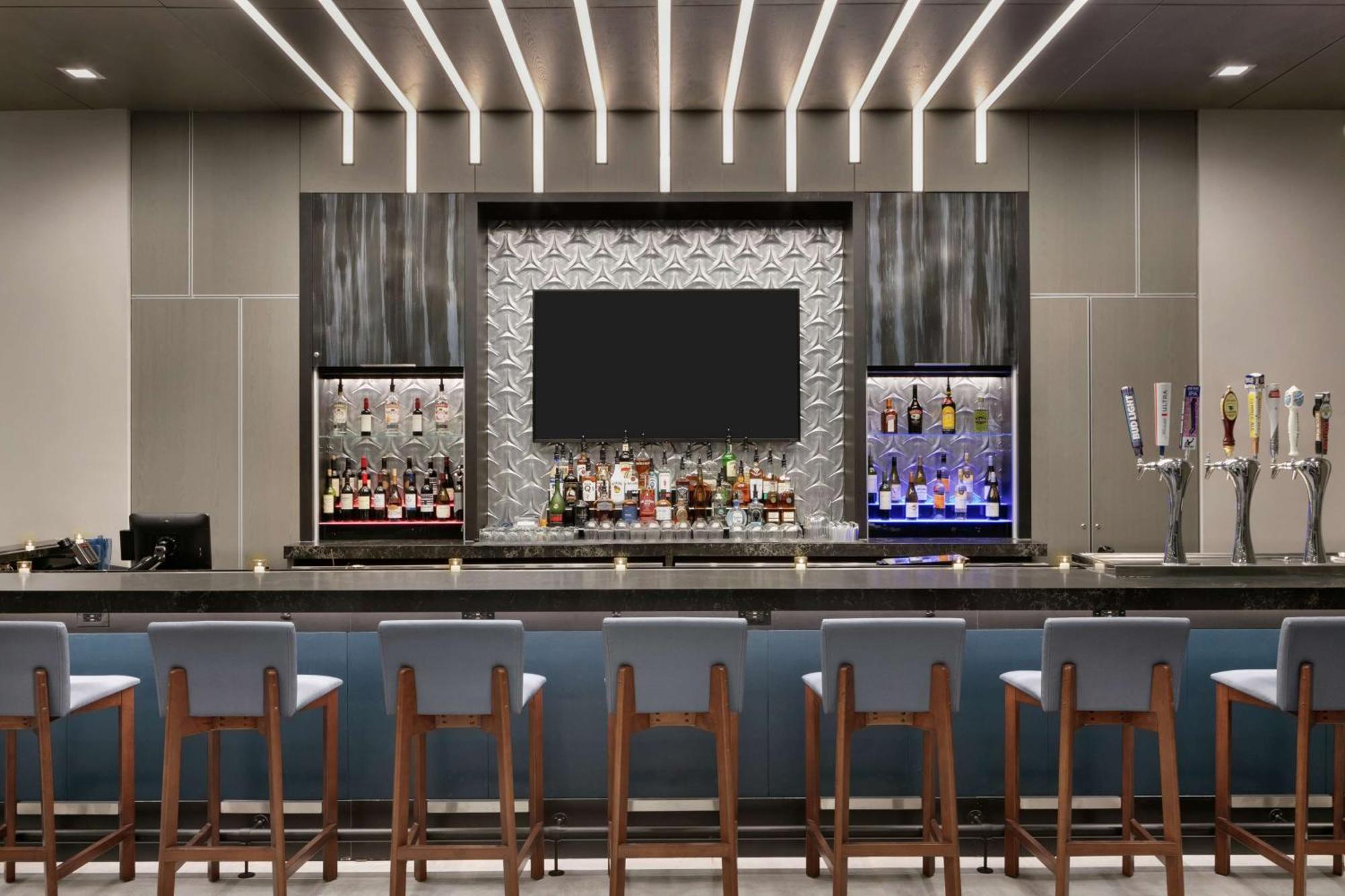 Embassy Suites By Hilton Atlanta Midtown Eksteriør billede